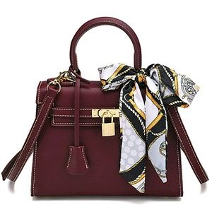 Meet your Posher, Olaleke